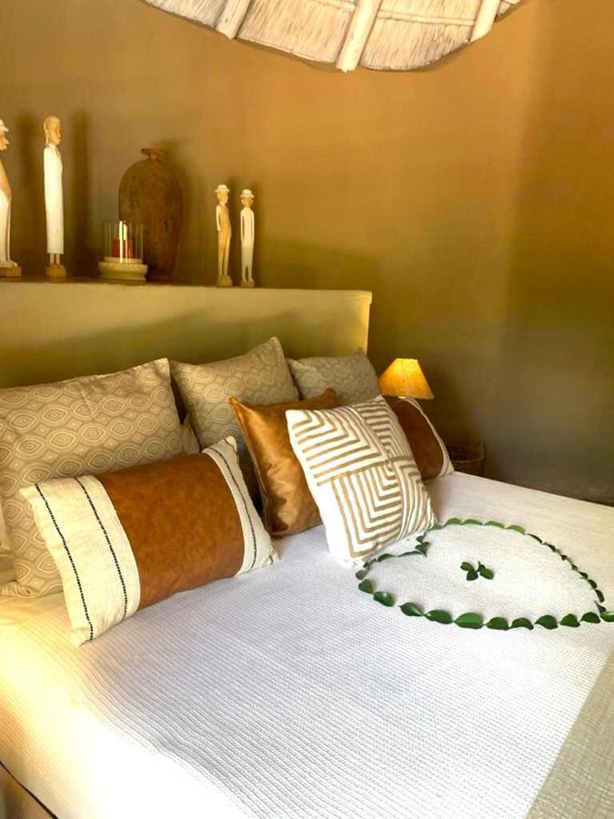 Ikhaya Lamadube Game Lodge Klipdrift 外观 照片
